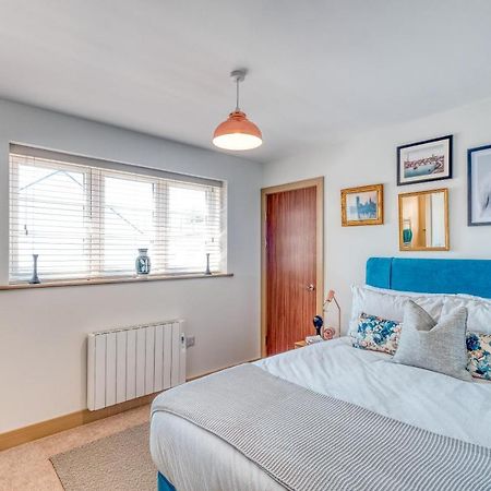 Gorgeous 1-Bed City Apartment, Sleeps 4 Вустер Экстерьер фото